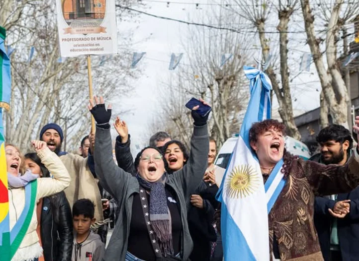 nuevos móviles marcos paz 3