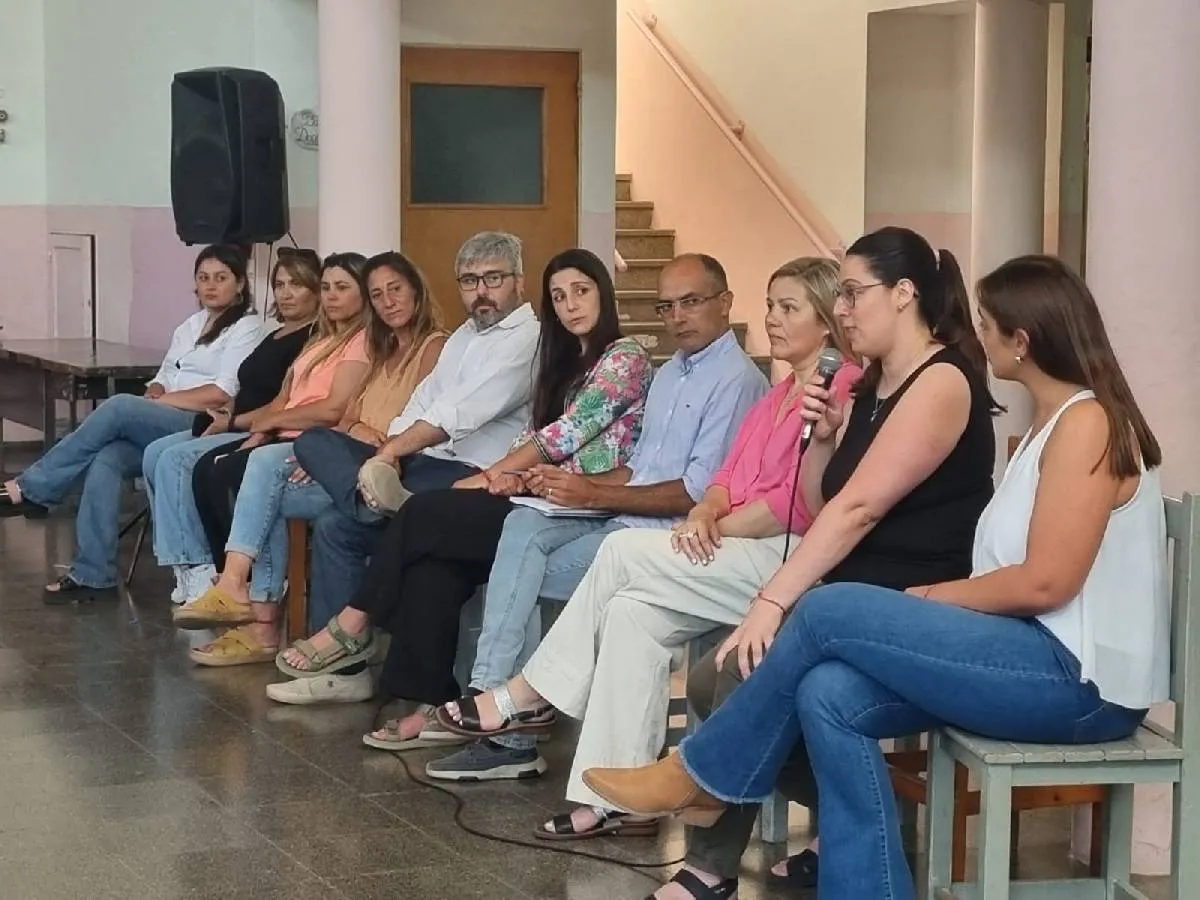 Pisano sigue poniendo el foco en las escrituras de hogares de Bolívar.