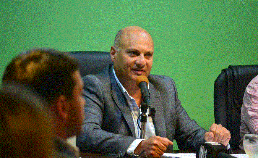 Reino inauguró sesiones en Balcarce.