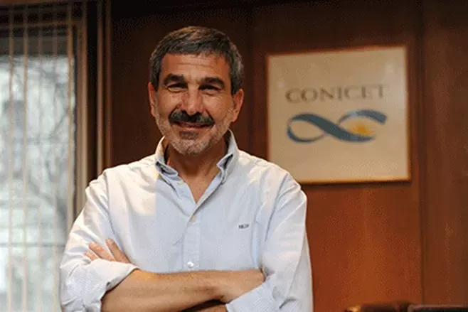 ¨Todo apunta a que la combinación de vacunas es posible¨, dijo el ministro Salvarezza