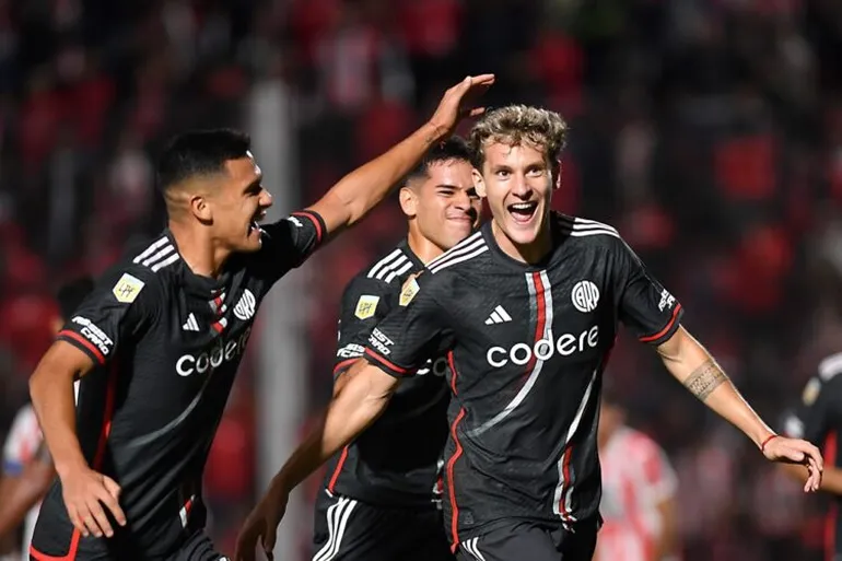 River terminó como líder de la Zona A.