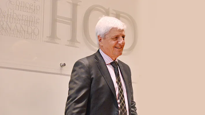 Malestar de los Municipales con Andreotti