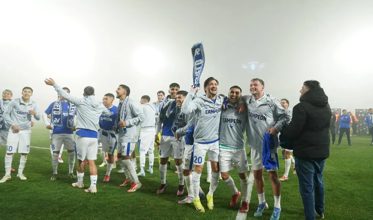 Velez festejó ante el Pincha y sumó nueva estrella.
