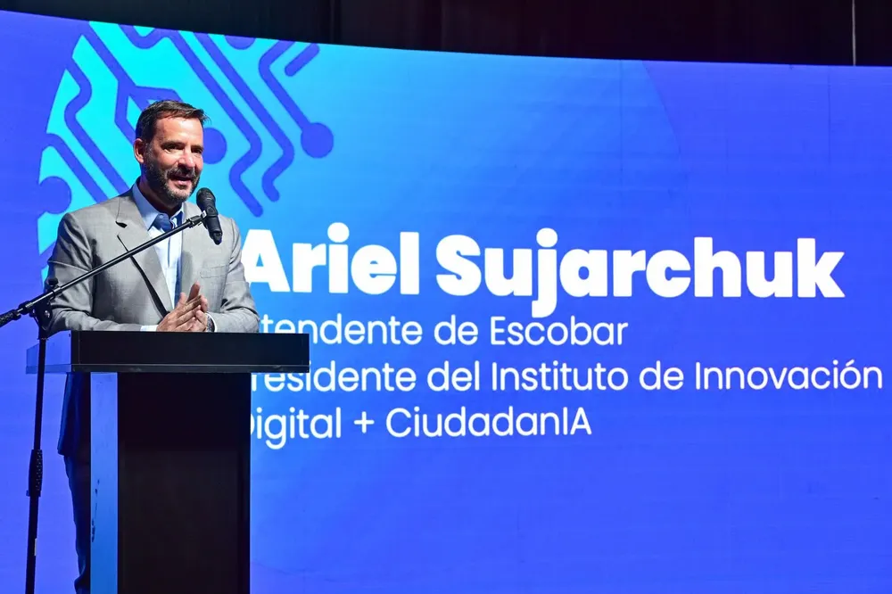 Escobar, anfitrión de un encuentro estratégico para el futuro de la inteligencia artificial (1)