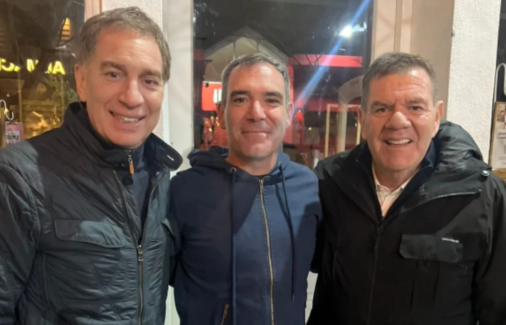 Neme junto a Santilli.