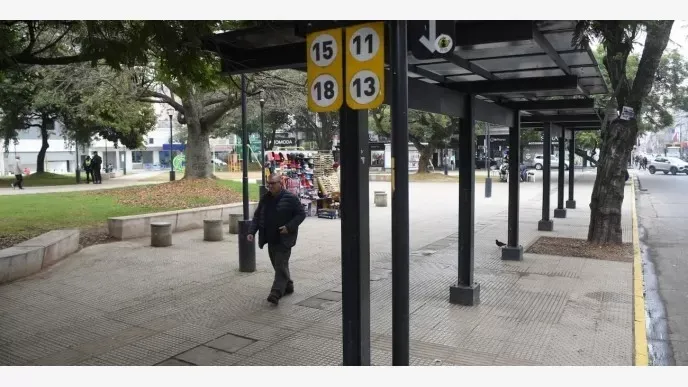 El Ministerio de Transporte dijo estar al día con los pagos de subsidios a los colectivos