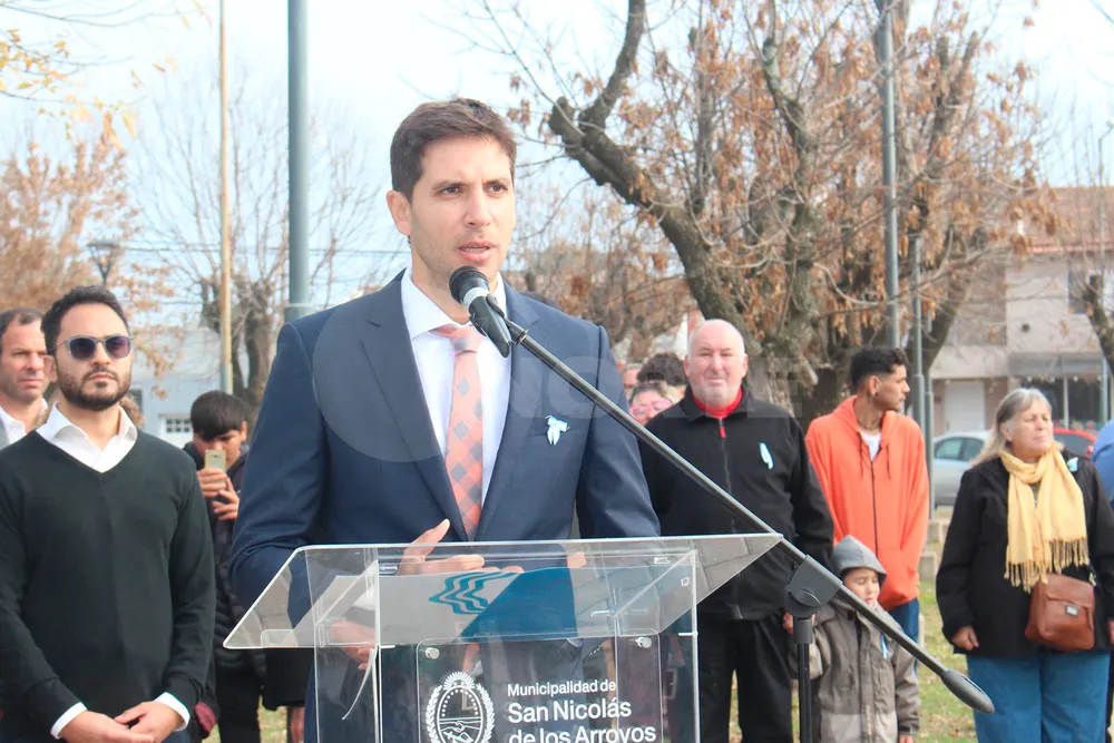Passaglia encabezó acto por el 25 de Mayo.