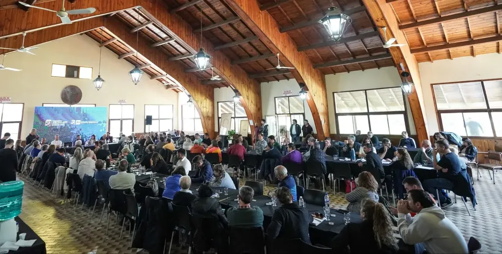 Dichiara llama a la unidad del PJ bajo el liderazgo de CFK