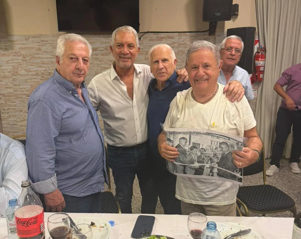 Alak realizó una cena con Eduardo Duhalde y más de 60 referentes históricos del peronismo bonaerense