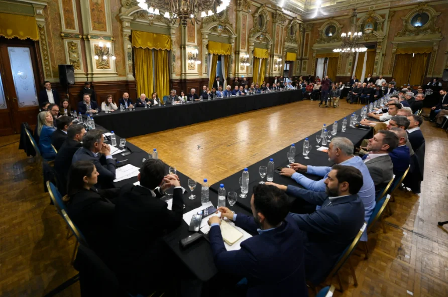 Minería y energía: la Provincia busca potenciar a las pymes entre reclamos empresarios y debates legislativos.