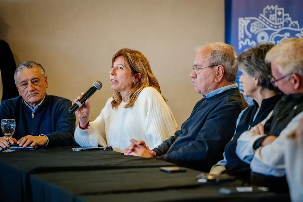 Reunión en Alberti por la Cuenca del Río Salado