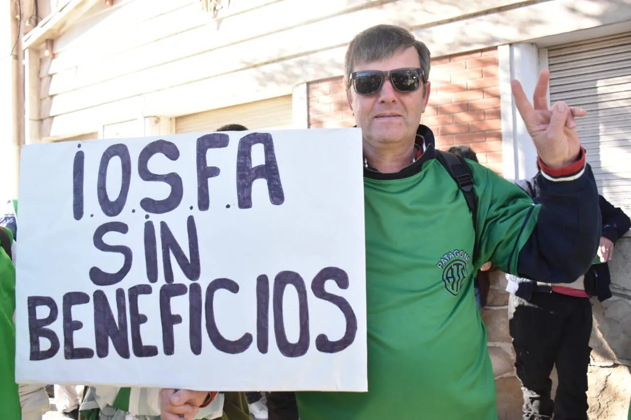 Presentan amparo colectivo por falta de cobertura médica de 60.000 bonaerenses en IOSFA