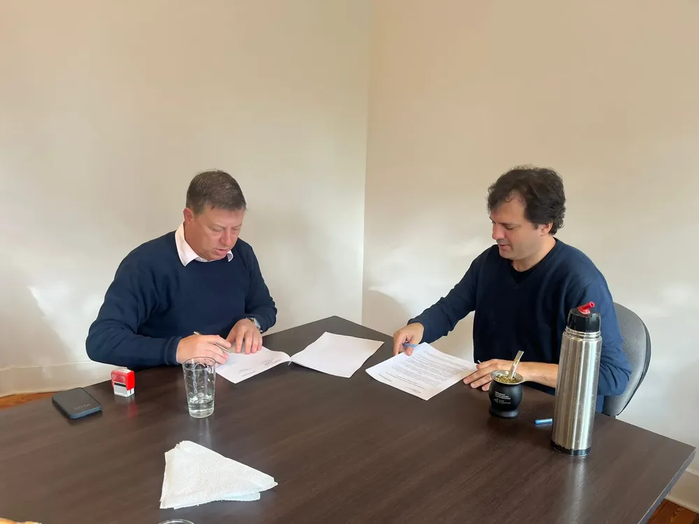 El intendente Bevilacqua firmó un convenio para capacitar a jóvenes en herramientas clave para el mercado laboral