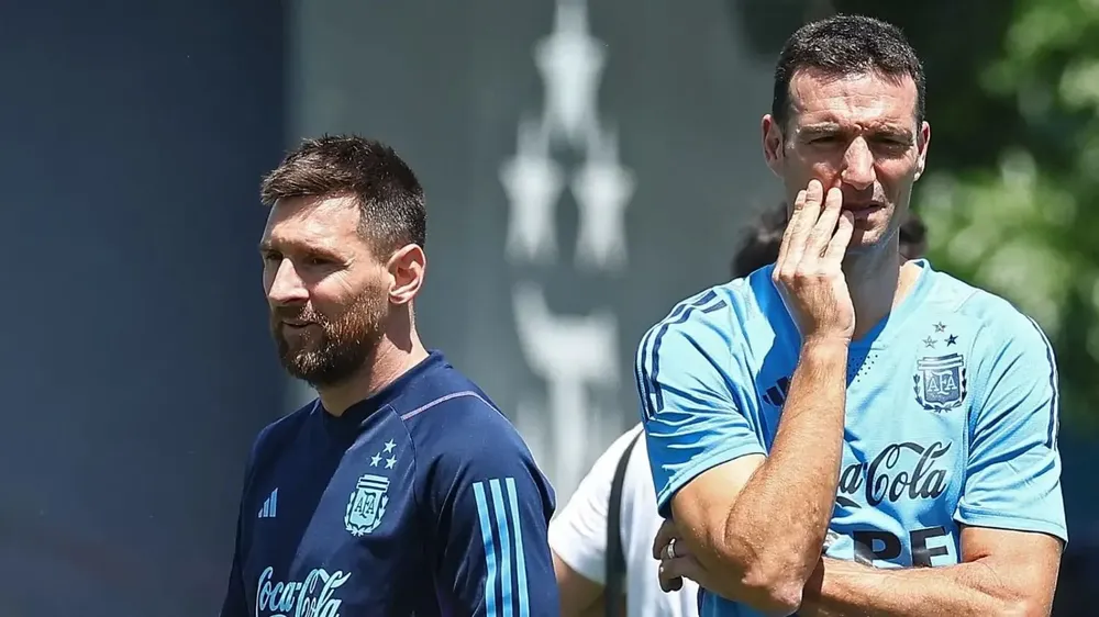 Messi y Scaloni