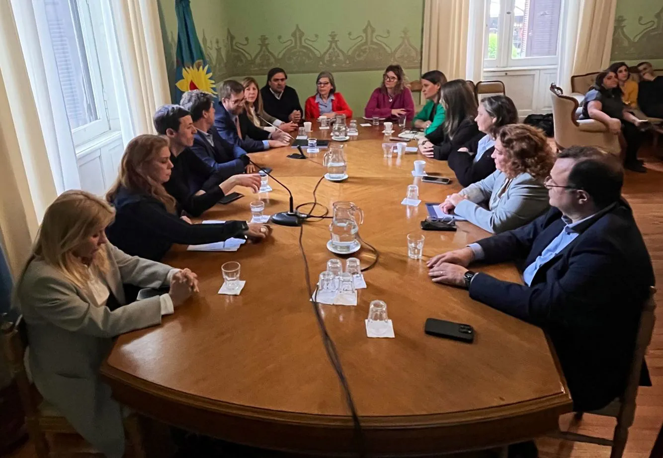 Diputados de UCR-Cambio Federal junto a los legisladores nacionales Massot y Banfi