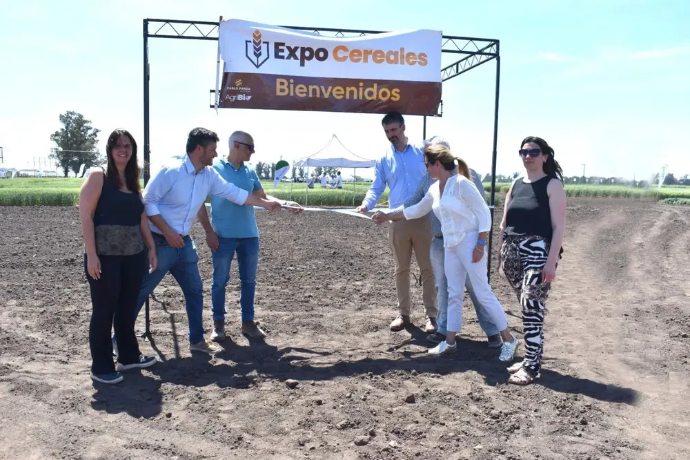 Ianantuony celebró la realización de la Expocereales en General Alvarado.