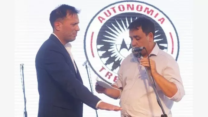 Spinolo asumió como intendente en Tres Lomas: “Gobernaremos con prudencia y mesura”