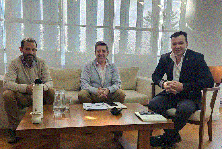 Nobre Ferreira realizó importantes gestiones.