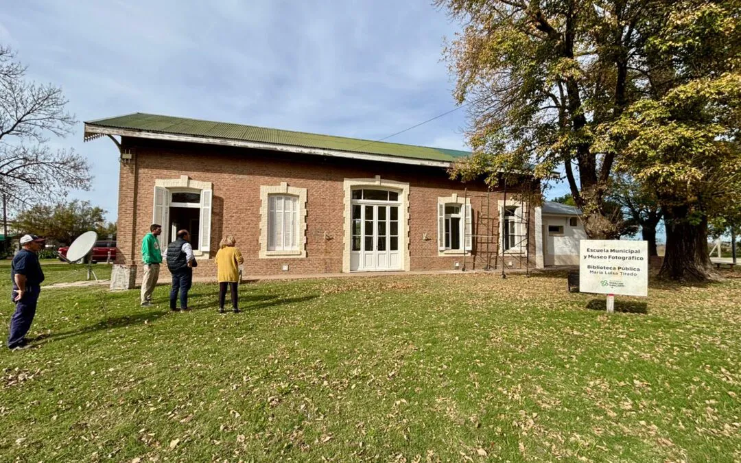 CONTINÚA LA REMODELACIÓN DE LA OBRA DE LA ESCUELA MUNICIPAL EN GIRODÍAS Y SE TRABAJA EN PROYECTOS COMUNITARIOS PARA GARRÉ
