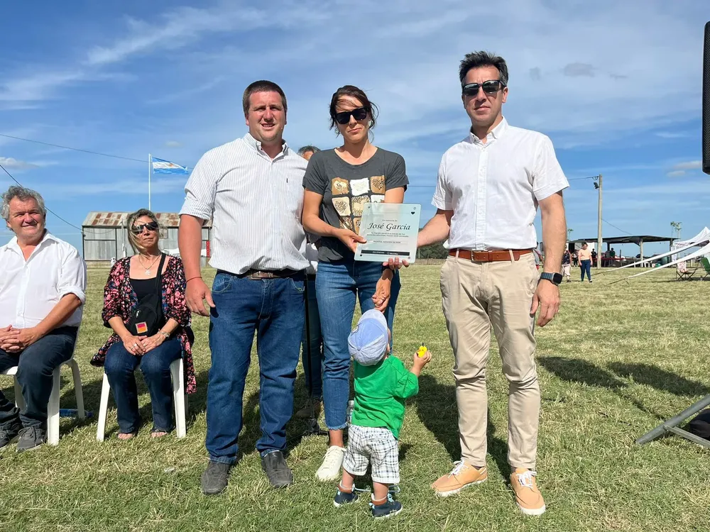 Claraz celebró sus 115 años y hubo un sentido homenaje a la memoria de José García 2