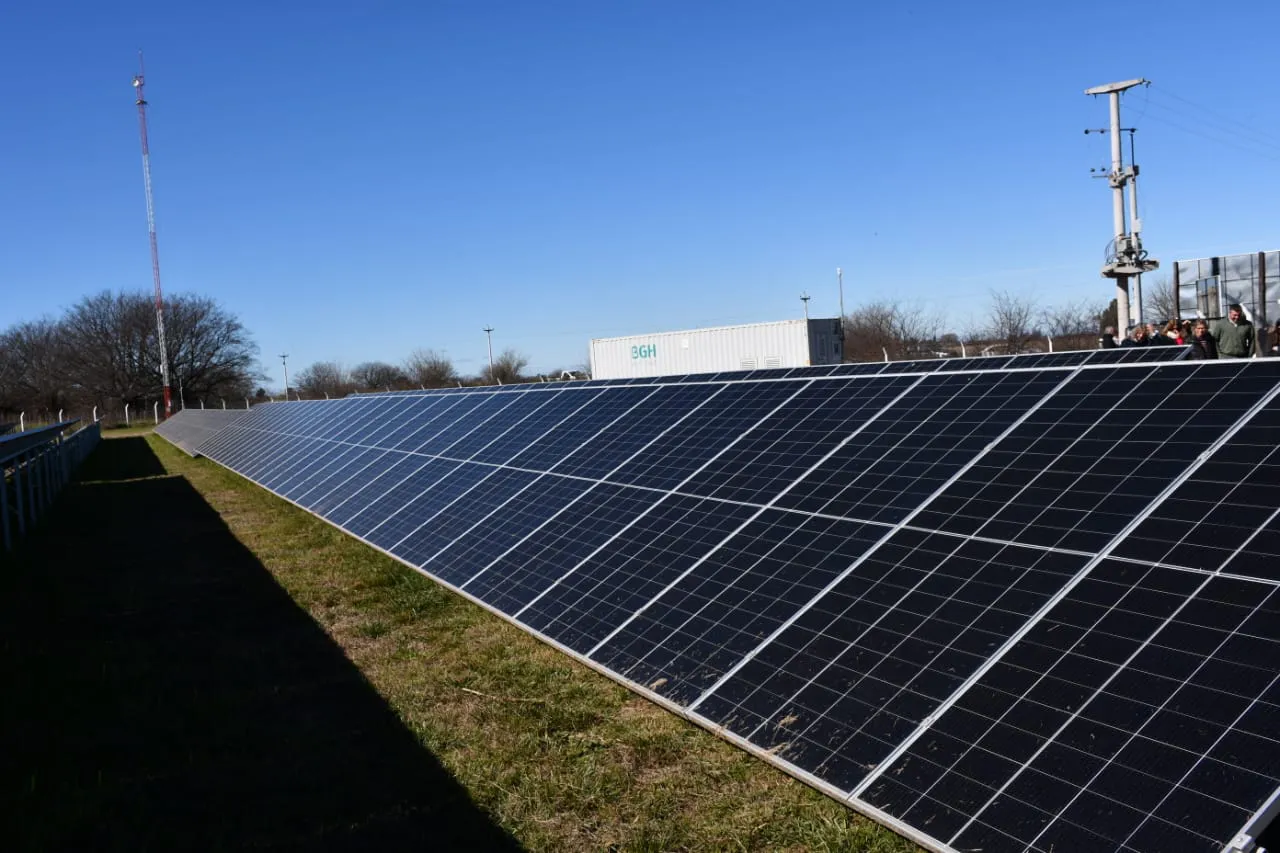 Se procedió a realizar la inauguración del Parque Solar 2