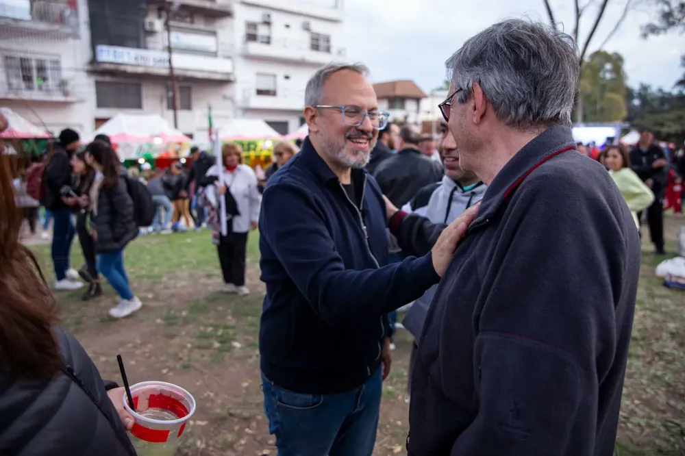 Valenzuela continúa en el podio de los mejores intendentes del conurbano