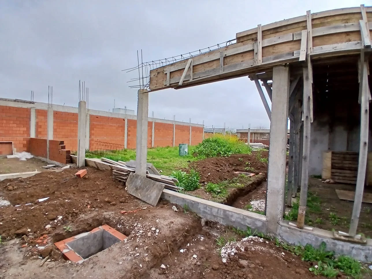 Avanzan las obras del edificio propio para la Escuela de Educación Secundaria Técnica Nº 2 de Camet Norte