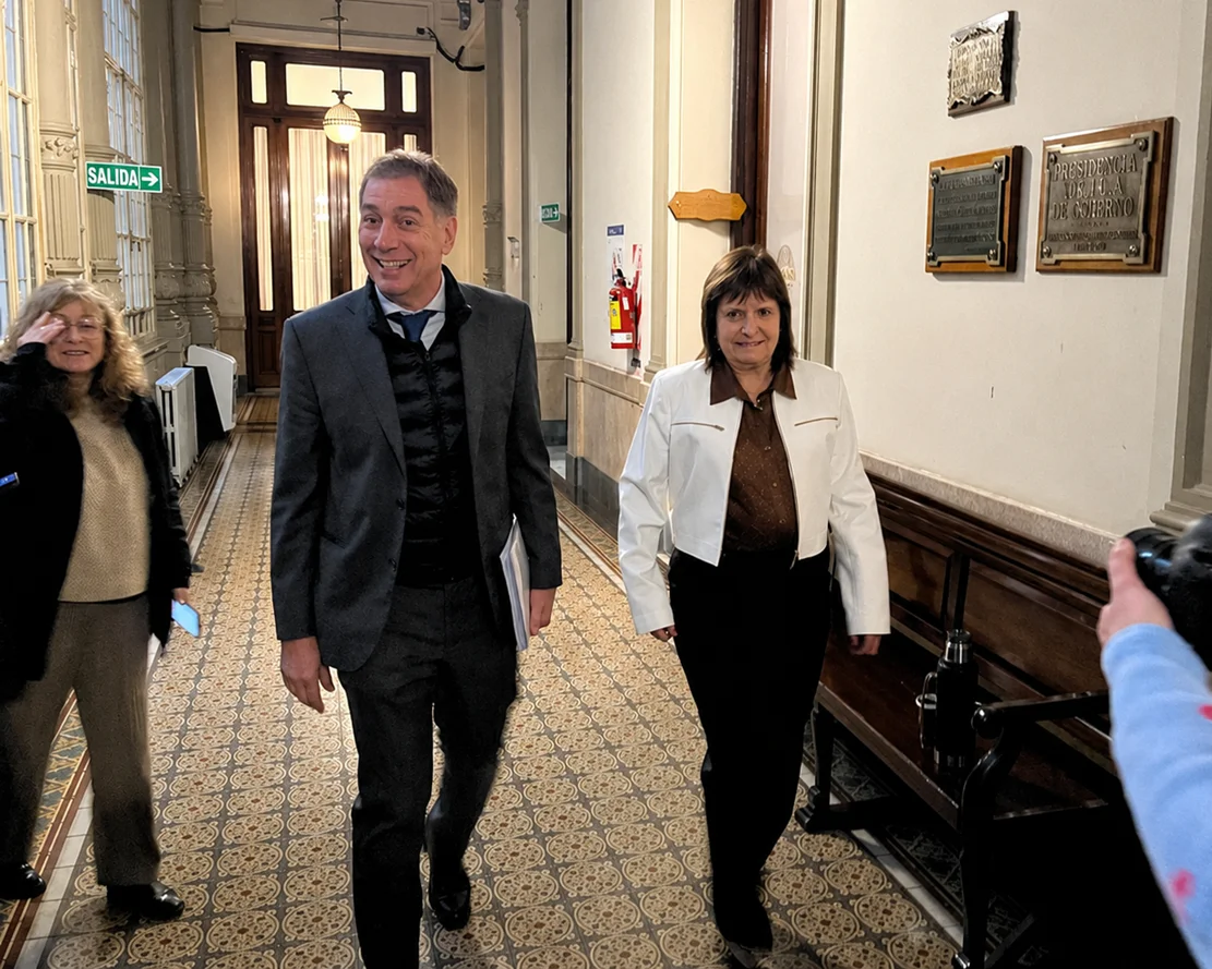 Santilli apura la quita del descuento al gas y la ola polar le abre un frente en la Provincia.