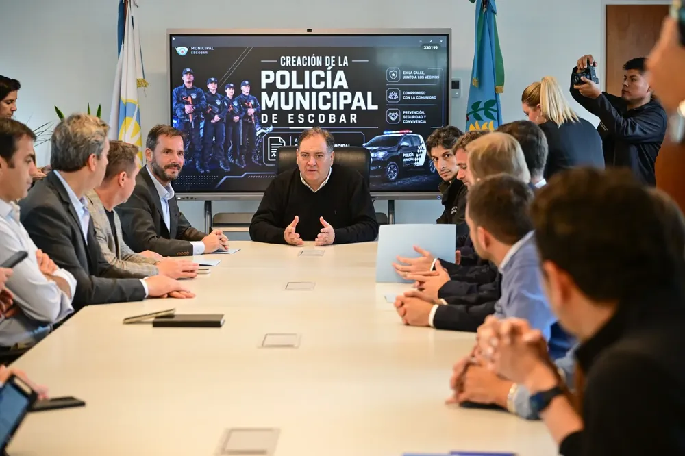 Intendentes de todos los colores empujan una policía local con autonomía