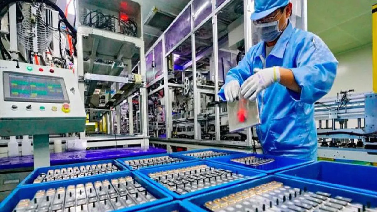 Sigue cayendo la actividad industrial.