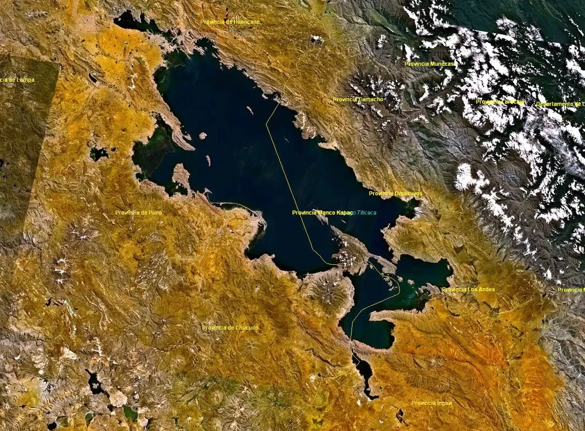 Lago Titicaca pierde 10 centímetros de nivel de agua cada mes