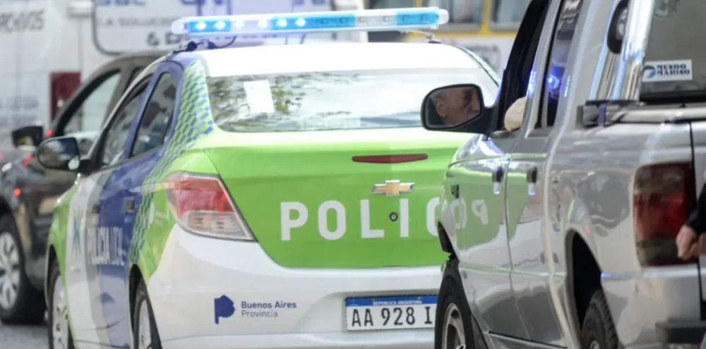 Policía