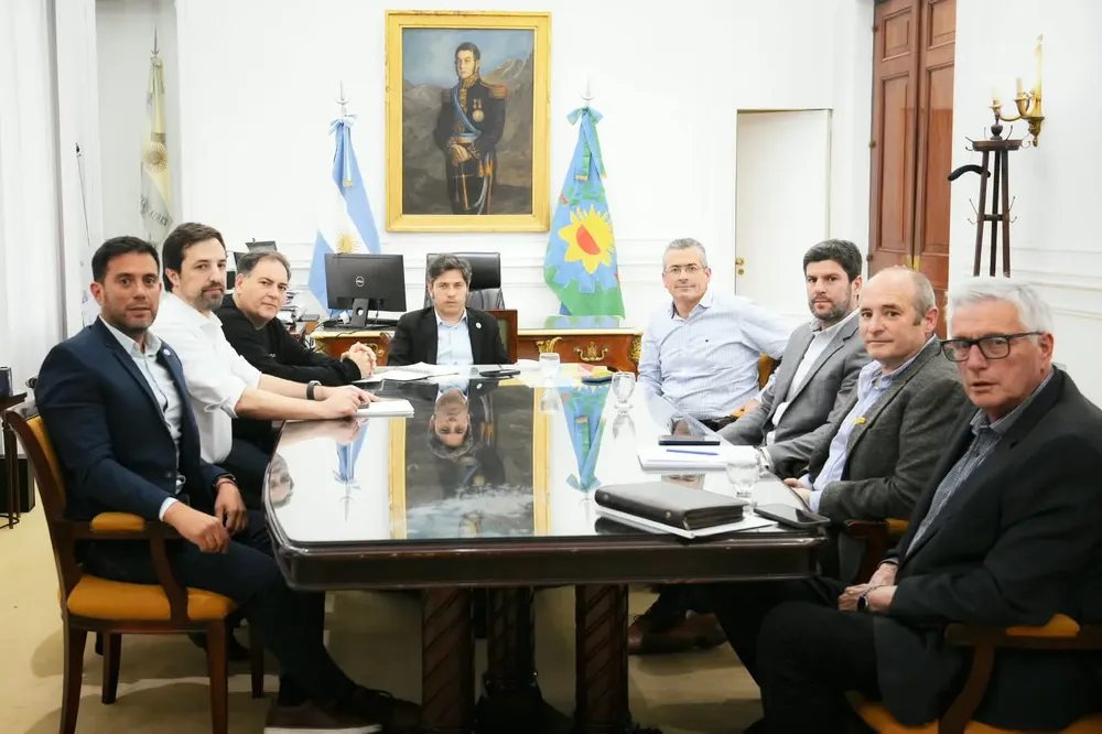El viernes, intendentes radicales llevaron a Kicillof reclamos por seguridad, salud e IOMA.