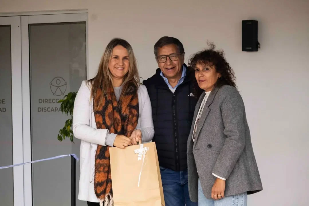 María Serra encabezó la inauguración del SUM de Equinoterapia y recorrió La Larga 2