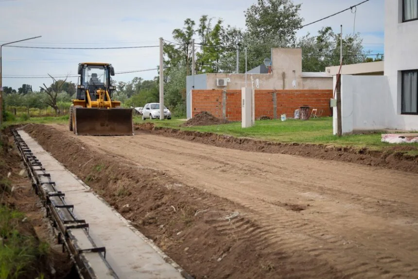 Avanza la obra de cordón cuneta en el Barrio Solares III Scalabrini