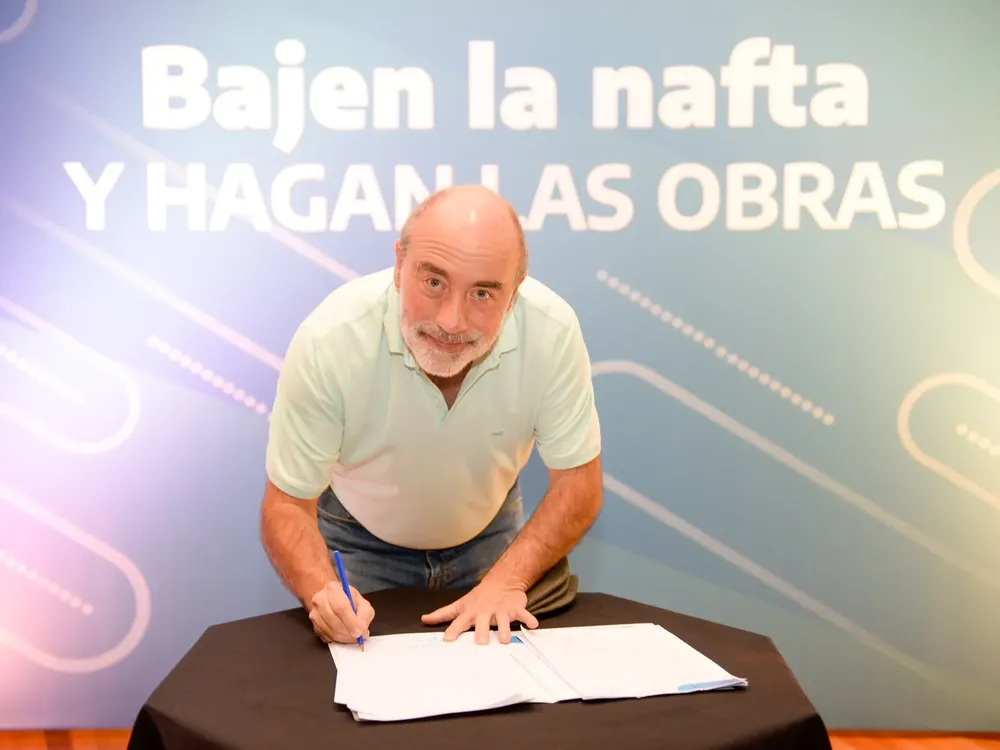 Curutchet se sumó al reclamo por la paralización de obras públicas