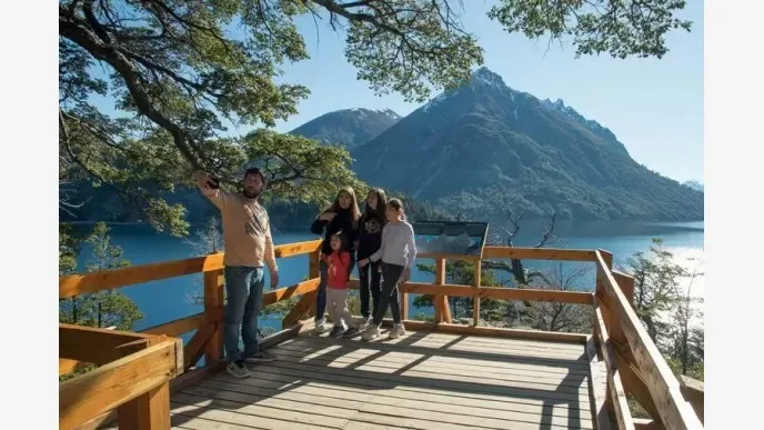 ¿Por qué viajar es bueno para el cerebro, según la ciencia?