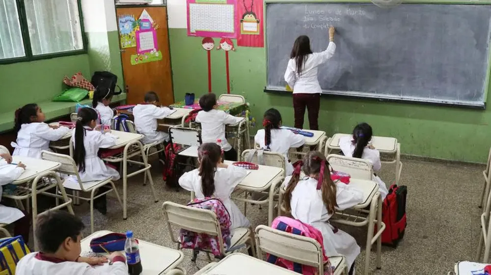 Vuelven las clases en 14 departamentos de San Juan