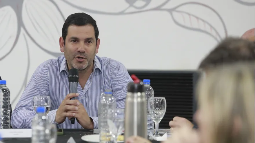 Juan Pablo García, intendente de Dolores