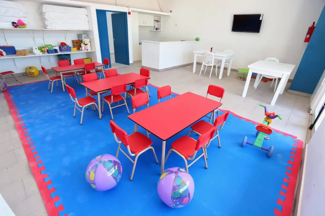 Gremios docentes destacan que el aumento salarial otorgado por la provincia es "un paso adelante"