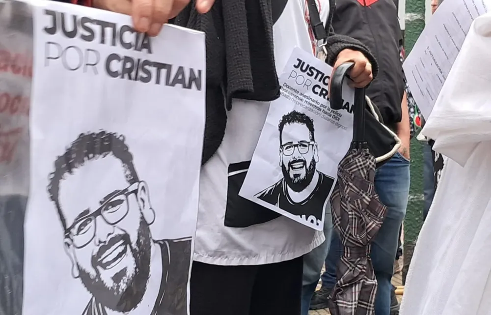 Docentes exigen justicia por Cristian Pereyra.