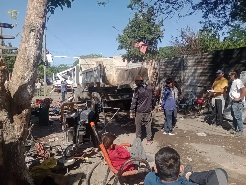 Desalojo de vecinos del barrio La Quebrada de Moreno