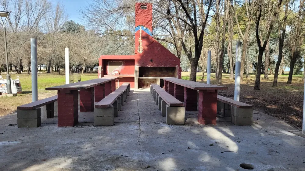 Mejora de los quinchos del Parque Municipal Martiniano Charras