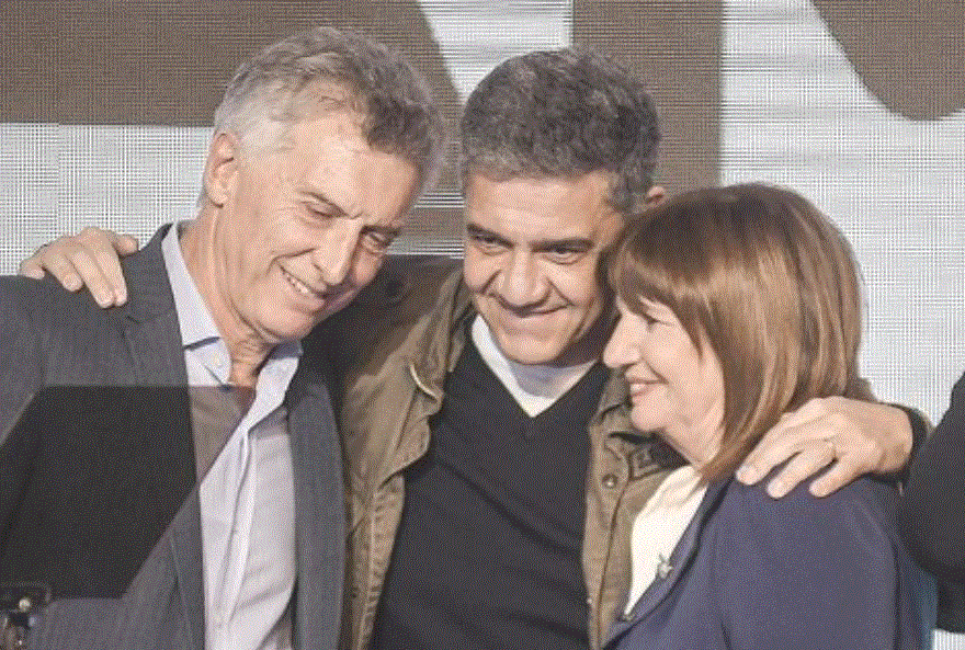 Patricia Bullrich cargó contra Mauricio y Jorge Macri.