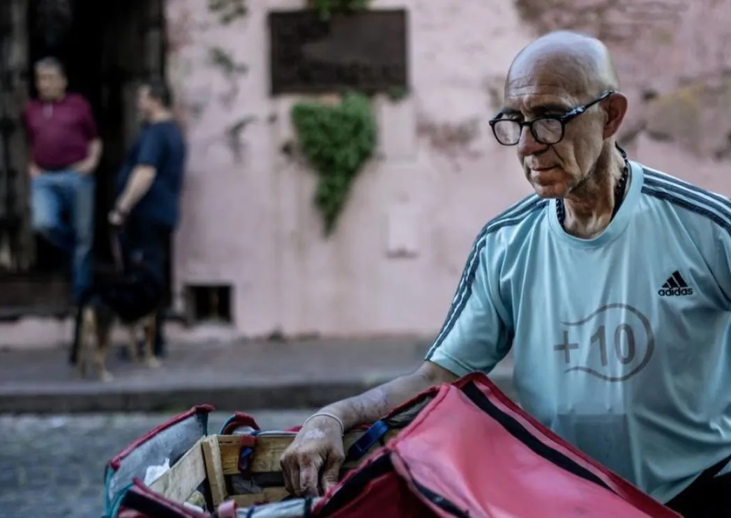 Chicho Milei está en problemas y espera que su sobrino lo ayude