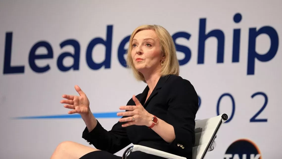 La reina Isabel nombro a Liz Truss como primera ministra britanica
