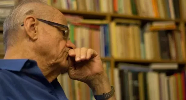 La Facultad de Periodismo de La Plata entregara hoy el Premio Rodolfo Walsh al teologo Ruben Dri