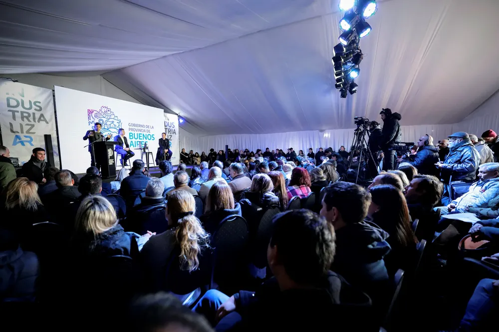 Kicillof “No puede haber Pacto de Mayo si no incluye la defensa de la industria y el trabajo”1