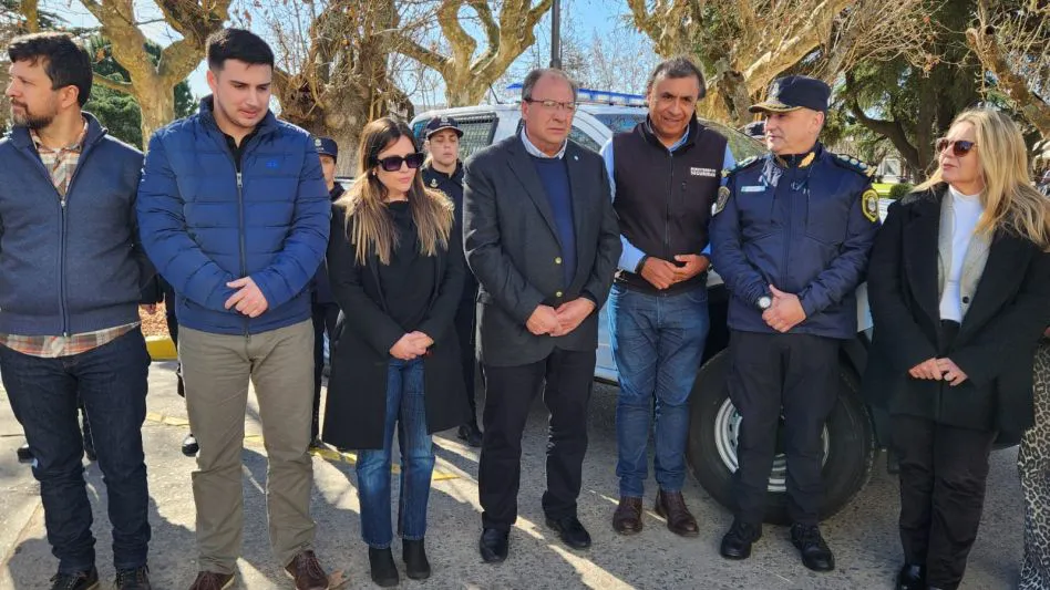 Capra presetó nuevos patrulleros