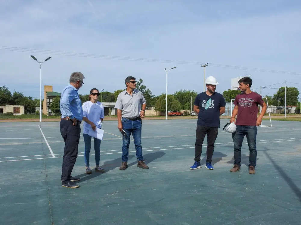 Obras en el polideportivo saladillo 2